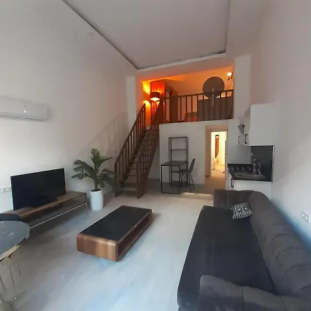 Blue Bells Hostel - Apart Apartament Fethiye